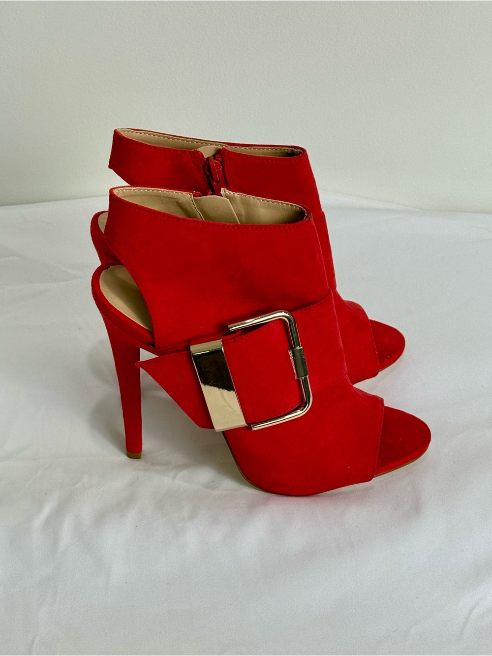 JustFab Red Peep Toe Buckle Heel Booties Women’s Size 8.5